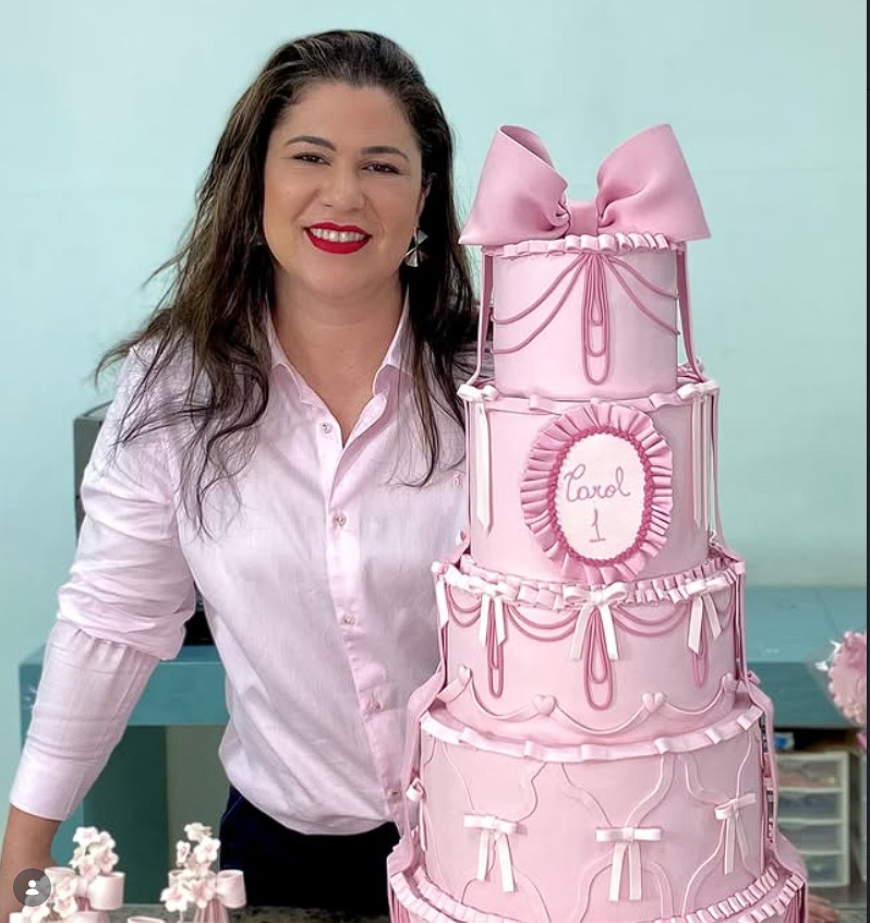 Lucianne, fundadora da Duetto Ateliê de Chocolate